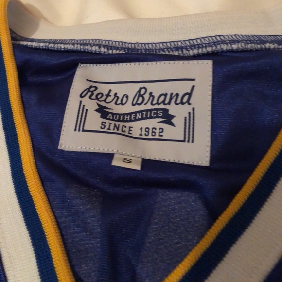 Retro Pitt Basketball Jersey - Picture 3 of 4